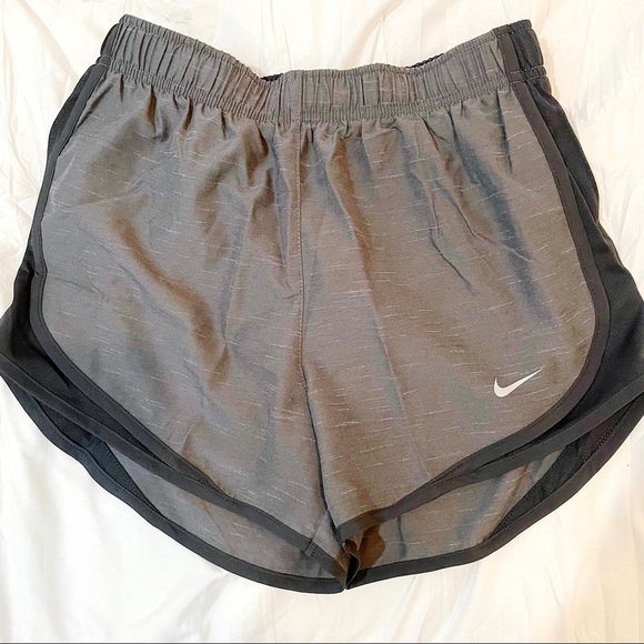 Nike tempo Womens running shorts dry fit black grey workout fitness - Picture 9 of 11